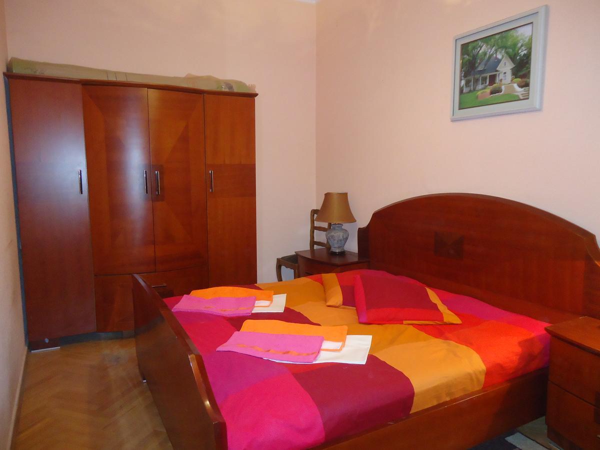 Albatros Bed and Breakfast Tbilisi Buitenkant foto